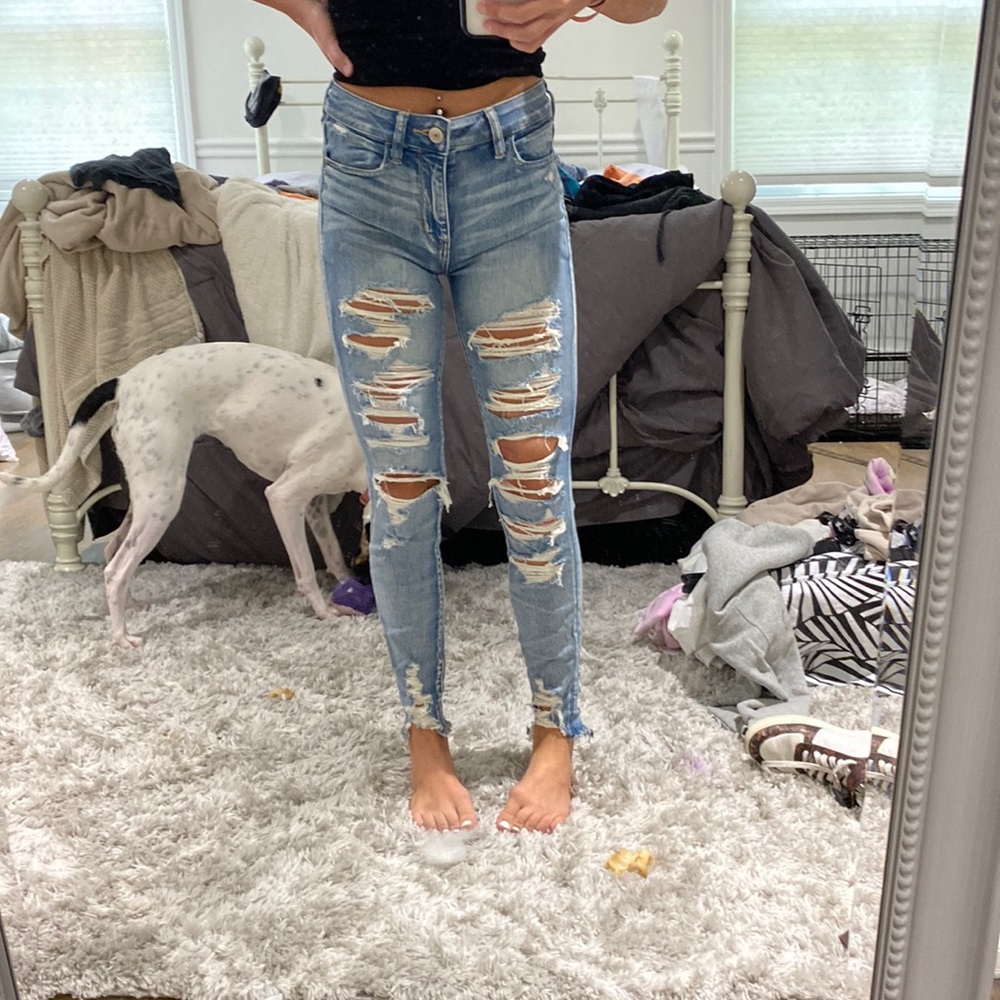 American eagle ripped skinny jeans